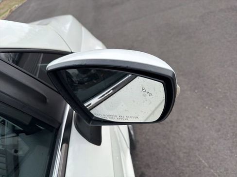 Used 2020 Ford EcoSport Titanium image 5