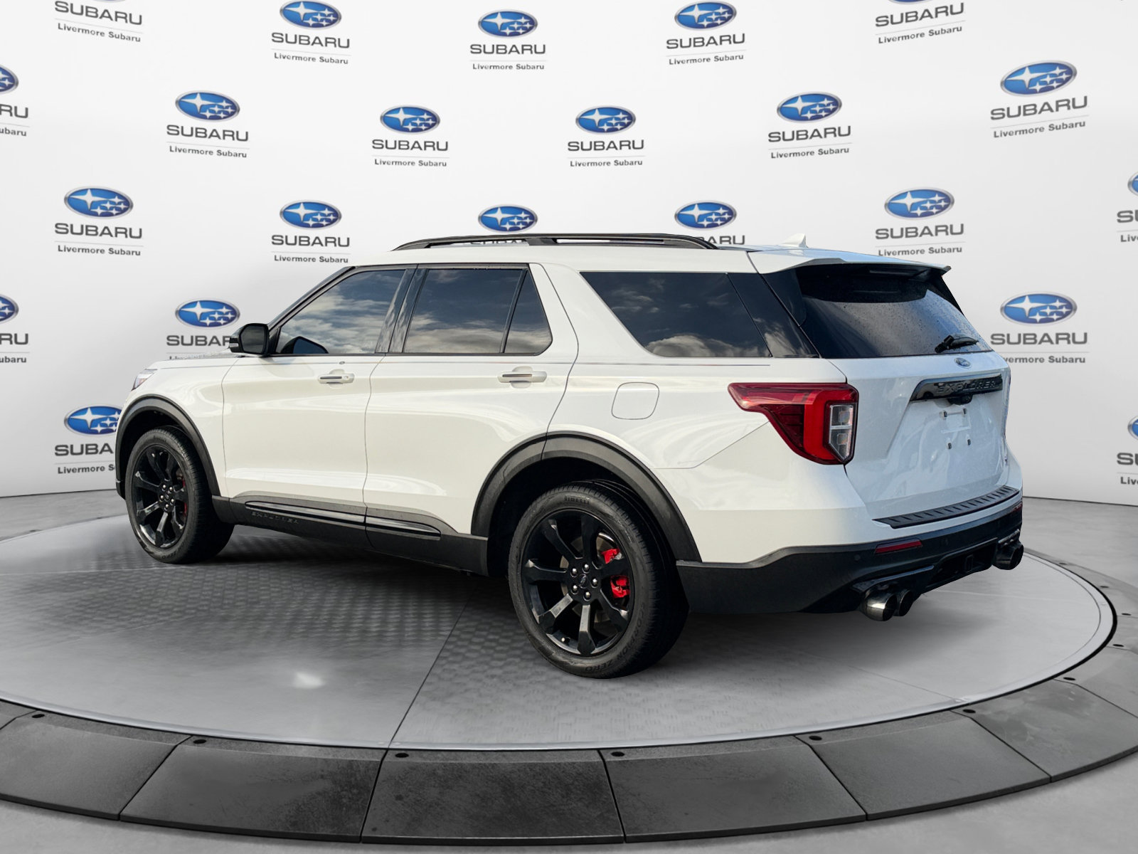 Used 2024 Ford Explorer ST w/ Equipment Group 401A AWD/4WD image 5