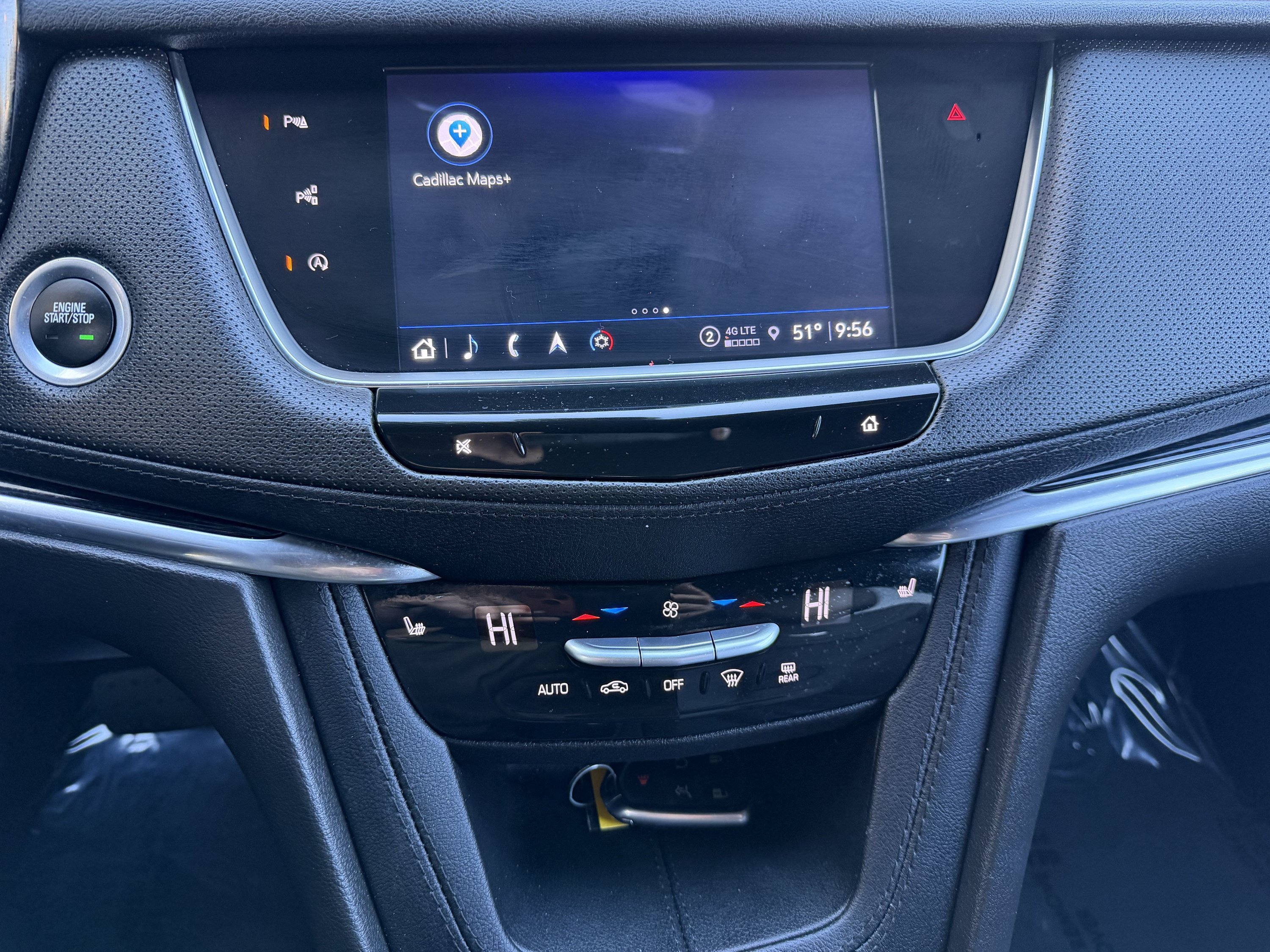 Used 2023 Cadillac XT5 Premium Luxury w/ Technology Package AWD/4WD image 15