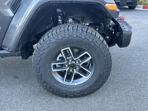 New 2026 Jeep Gladiator Mojave image 12