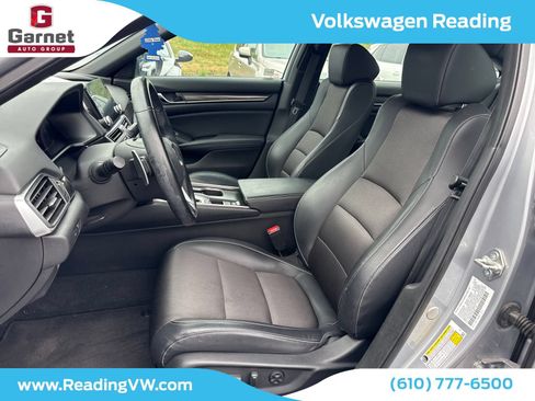 Used 2018 Honda Accord Sport image 10