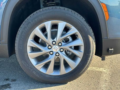 New 2026 Buick Enclave Preferred w/ Power Package image 9