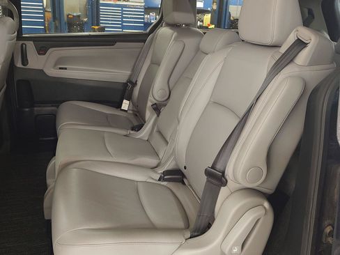 Used 2024 Honda Odyssey Touring image 25