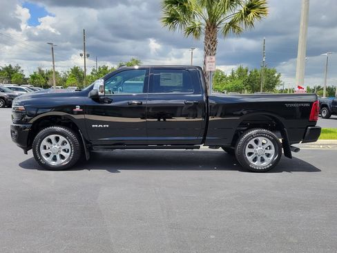New 2026 RAM 2500 Laramie AWD/4WD image 4
