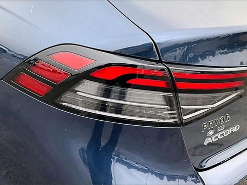 Used 2024 Honda Accord EX image 23