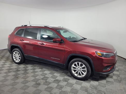 Used 2020 Jeep Cherokee Latitude FWD image 11