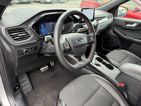 Used 2024 Ford Escape ST-Line image 23