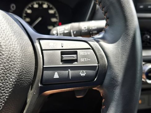Used 2025 Honda CR-V Sport image 25