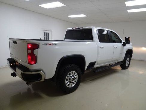 Used 2021 Chevrolet Silverado 2500 LT w/ Convenience Package AWD/4WD image 6