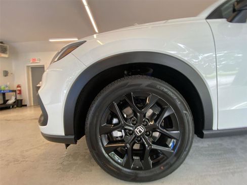 New 2025 Honda HR-V Sport image 18