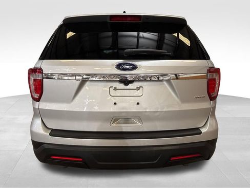 Used 2018 Ford Explorer 4WD image 4