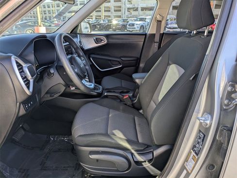 Used 2023 Kia Soul LX w/ Option Group 015 image 25