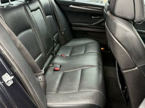 Used 2013 BMW 550i xDrive Sedan image 15