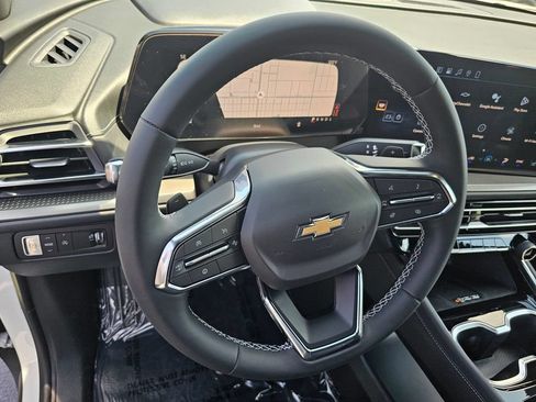 New 2026 Chevrolet Traverse LT w/ Driver Confidence Package FWD image 23