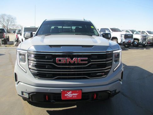 Used 2024 GMC Sierra 1500 AT4 w/ AT4 Premium Package image 12