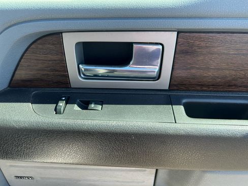 Used 2014 Ford F150 Lariat w/ Equipment Group 502A Luxury AWD/4WD image 14