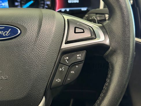 Used 2017 Ford Edge SEL w/ Equipment Group 201A image 29