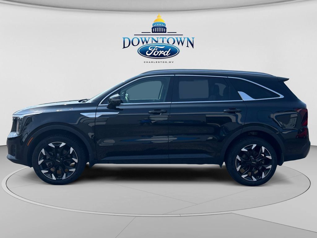 Used 2025 Kia Sorento EX w/ Panoramic Sunroof Package AWD/4WD image 6