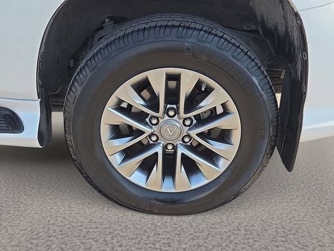 Used 2015 Lexus GX 460 Luxury AWD/4WD image 10