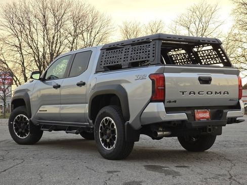 New 2025 Toyota Tacoma TRD Off-Road image 27