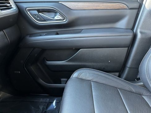 Certified 2024 Chevrolet Suburban High Country image 24