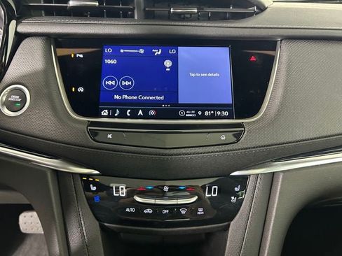 Certified 2024 Cadillac XT5 Premium Luxury FWD image 45