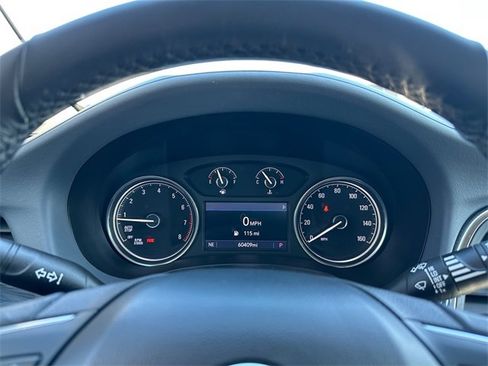 Used 2021 Buick Enclave Essence image 26