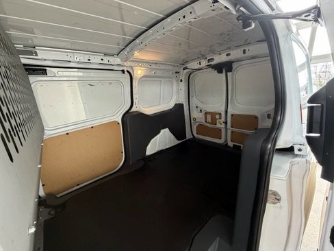 Used 2019 Ford Transit Connect XL image 23
