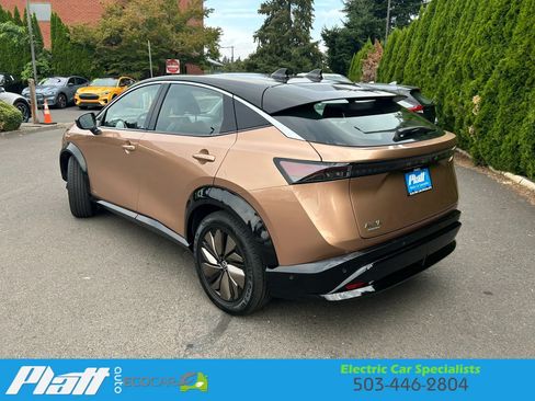 Used 2023 Nissan Ariya FWD image 7