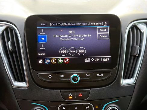 Used 2021 Chevrolet Malibu LT image 30