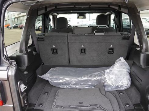 Certified 2025 Jeep Wrangler Unlimited Rubicon 4xe w/ Safety Group image 20