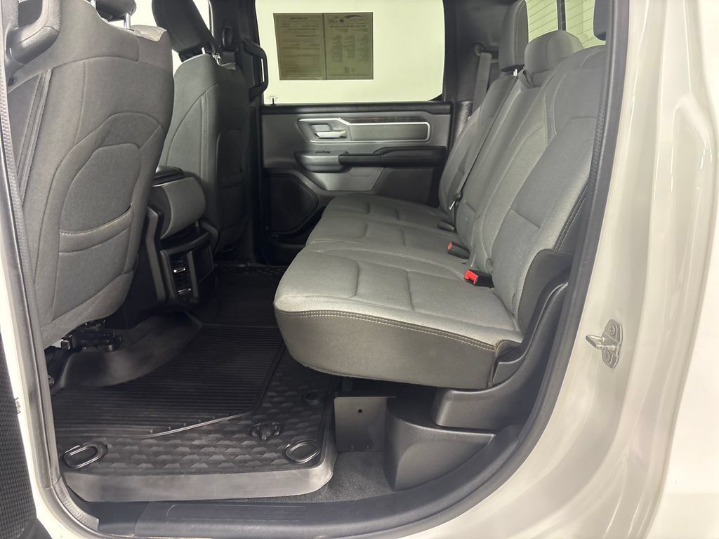 Used 2022 RAM 1500 Big Horn AWD/4WD image 18
