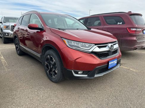 Used 2018 Honda CR-V Touring image 2