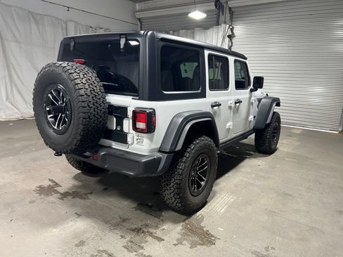Used 2026 Jeep Wrangler Unlimited Sport AWD/4WD image 7