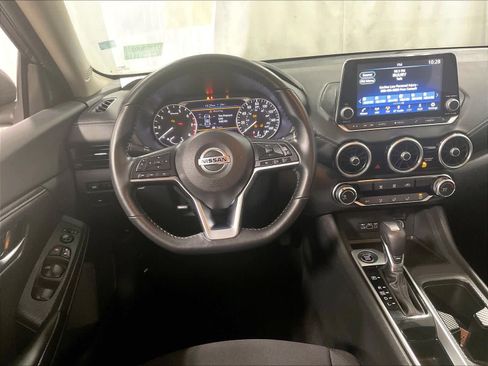 Used 2022 Nissan Sentra SV w/ Trunk Package image 17