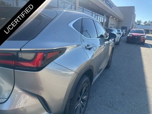 Used 2022 Lexus NX 250 FWD w/ Towing Package (2000 Lbs) image 3