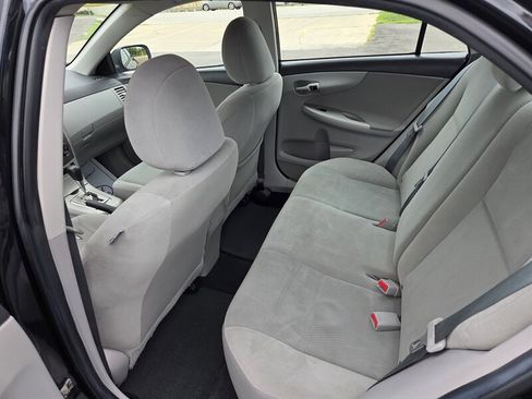 Used 2012 Toyota Corolla LE FWD image 11