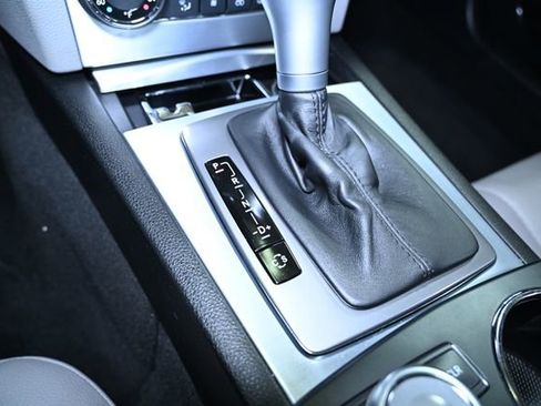 Used 2008 Mercedes-Benz C 300 Sedan image 28