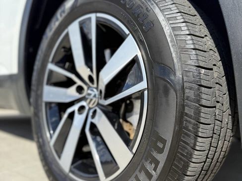 Used 2022 Volkswagen Atlas SE image 9