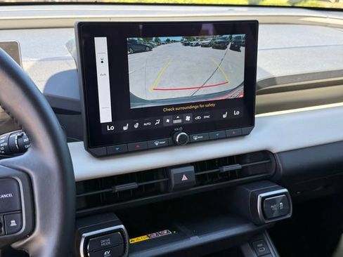 Used 2026 Toyota RAV4 XLE Premium w/ Panoramic Sun Roof Package FWD image 18