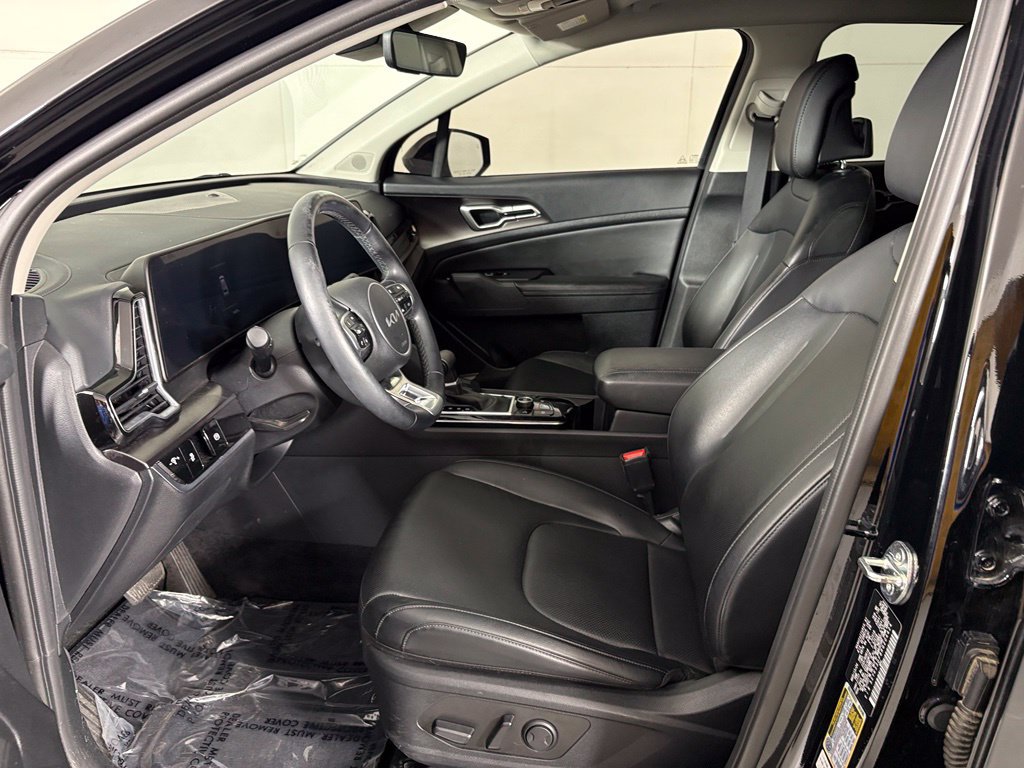 Used 2024 Kia Sportage EX FWD image 16