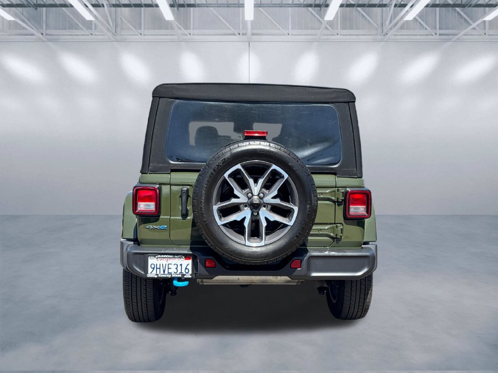 Certified 2024 Jeep Wrangler Unlimited w/ Convenience Group AWD/4WD image 5