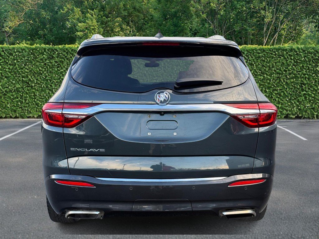 Used 2020 Buick Enclave Essence w/ Sound and Sites Package FWD image 5