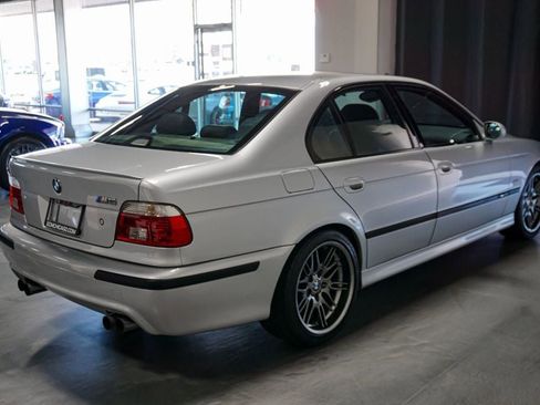 Used 2002 BMW M5 RWD image 7
