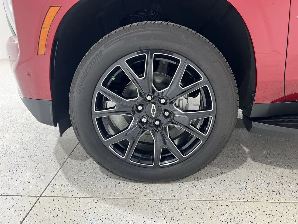 New 2025 Chevrolet Tahoe Premier RWD image 30