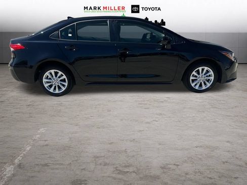 Certified 2023 Toyota Corolla LE w/ LE Premium Package FWD image 7