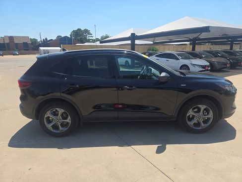 Used 2025 Ford Escape ST-Line AWD/4WD image 8