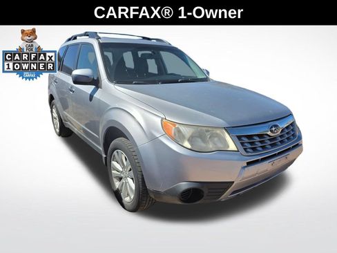Used 2012 Subaru Forester 2.5X Premium w/ All-Weather Pkg AWD/4WD image 3