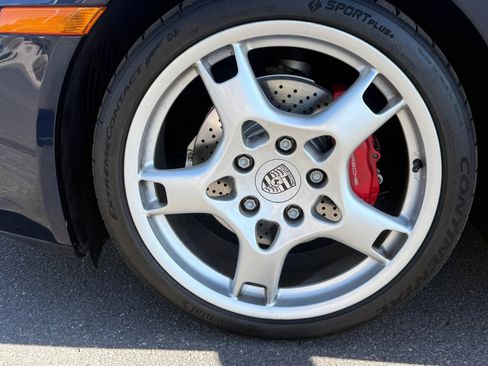 Used 2005 Porsche Boxster S image 10