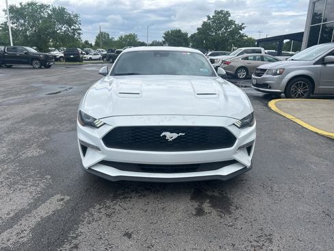 Used 2022 Ford Mustang Premium RWD image 7